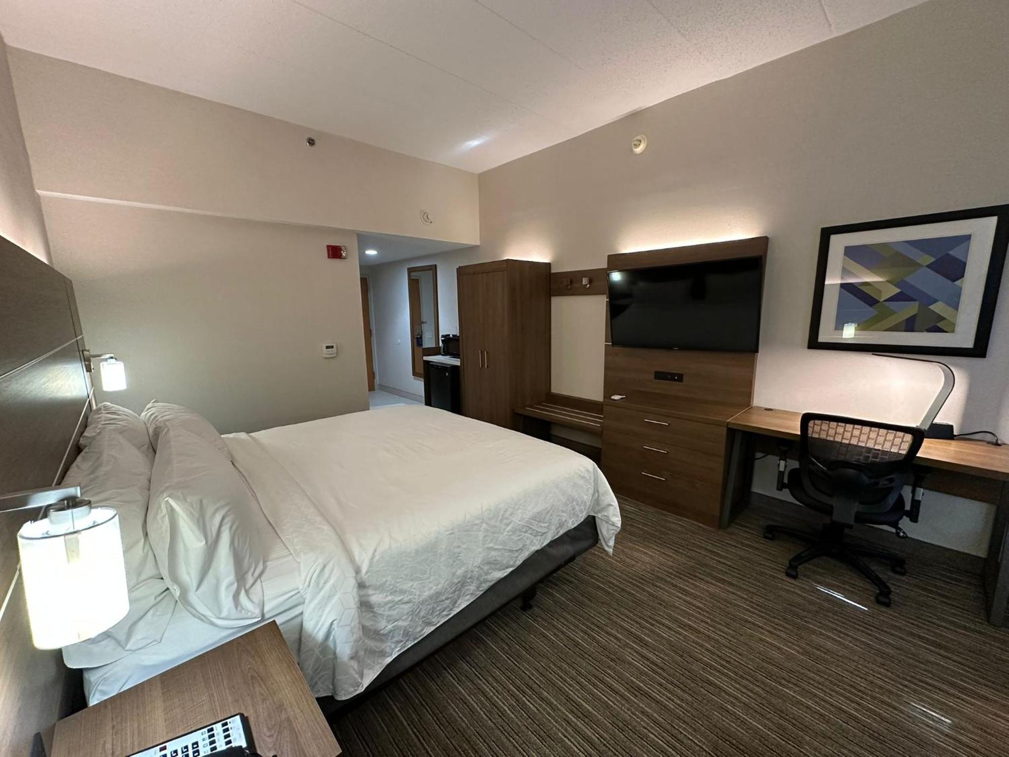 Holiday Inn Express Edgewood-Aberdeen-Bel Air Zewnętrze zdjęcie