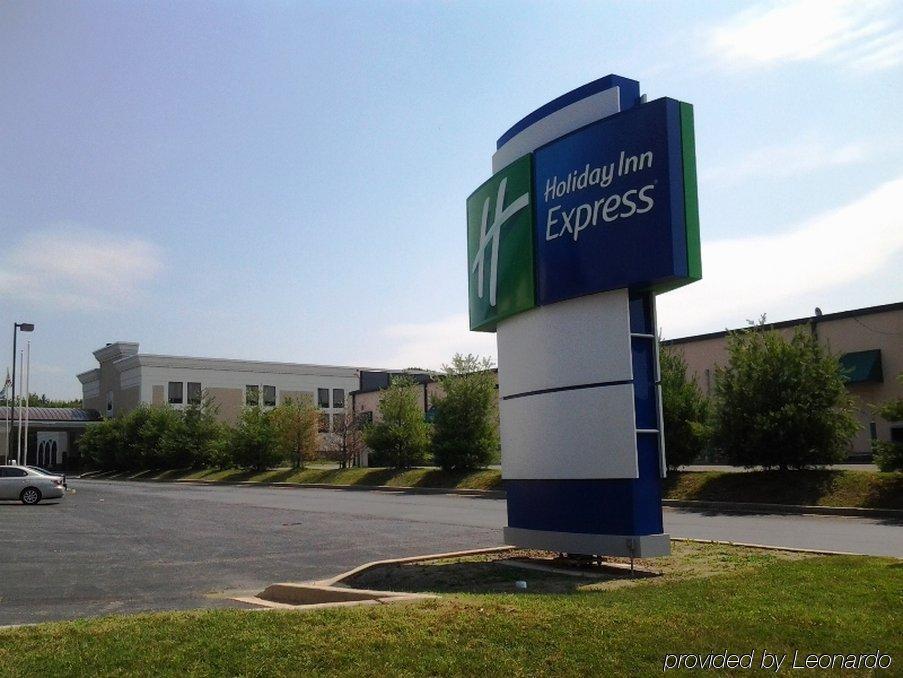 Holiday Inn Express Edgewood-Aberdeen-Bel Air Zewnętrze zdjęcie