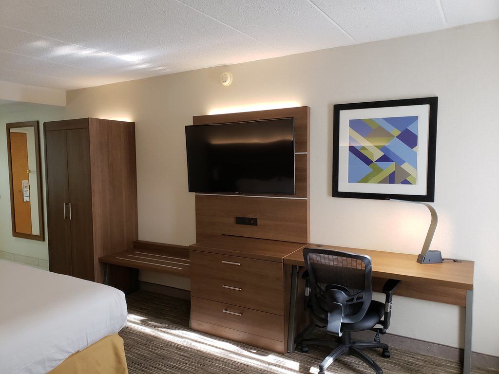 Holiday Inn Express Edgewood-Aberdeen-Bel Air Zewnętrze zdjęcie